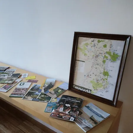 Apartman Happy Nest In Village Pals